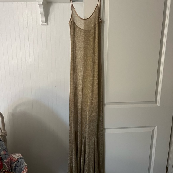 Bella Venice Serafina Dress in Gold - Picture 4 of 9